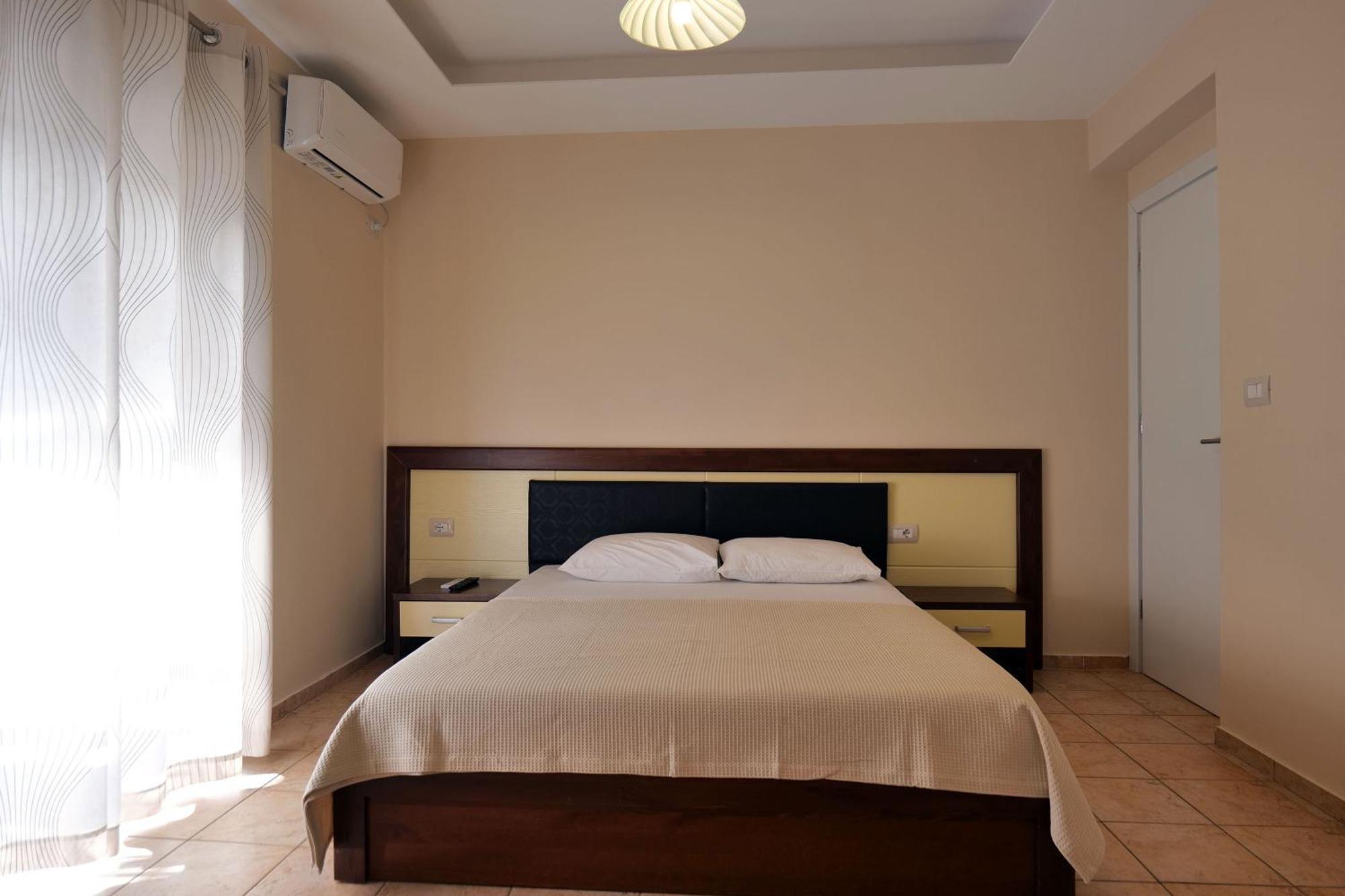 Hotel Jali Himara Kültér fotó