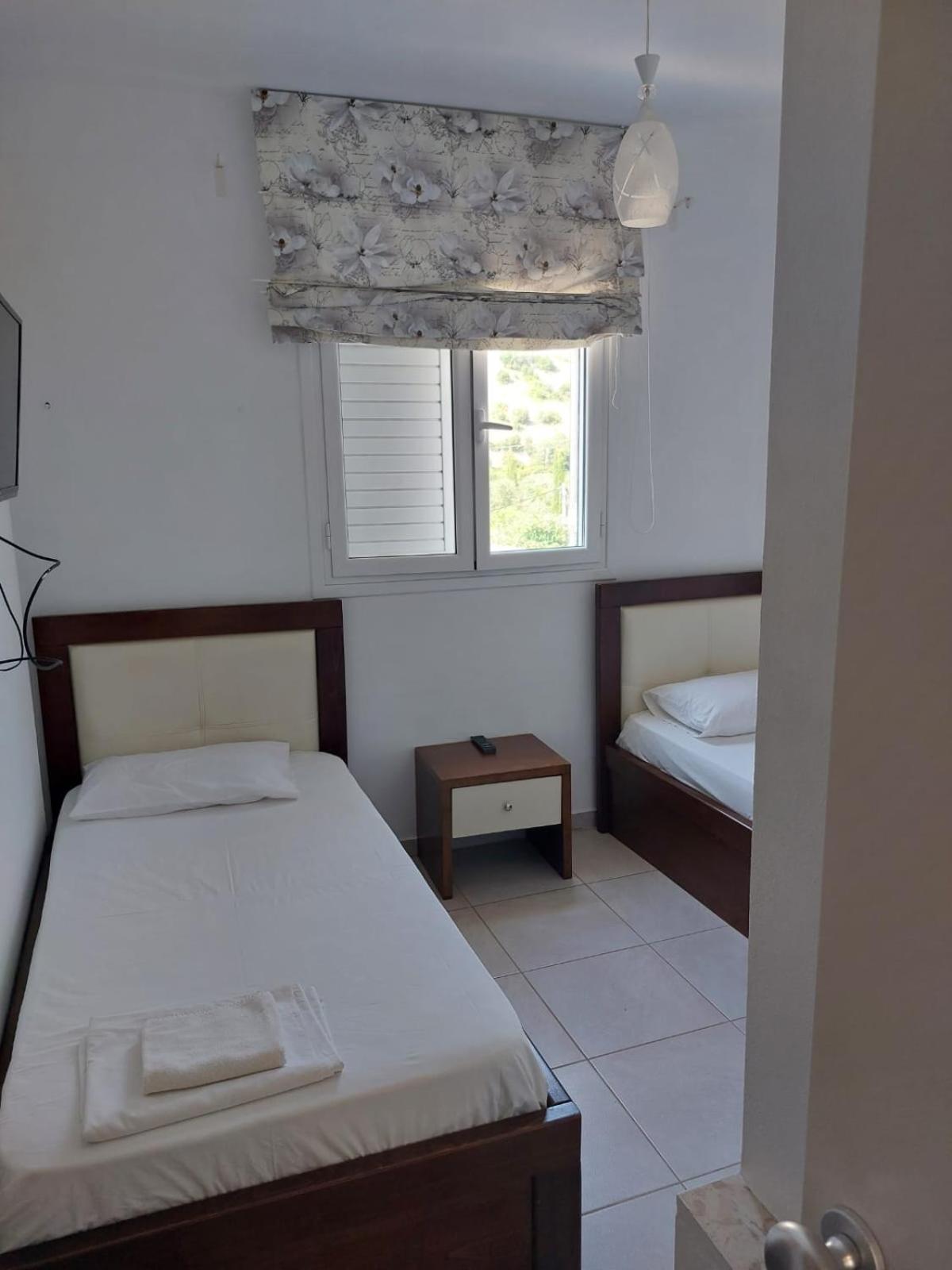 Hotel Jali Himara Kültér fotó
